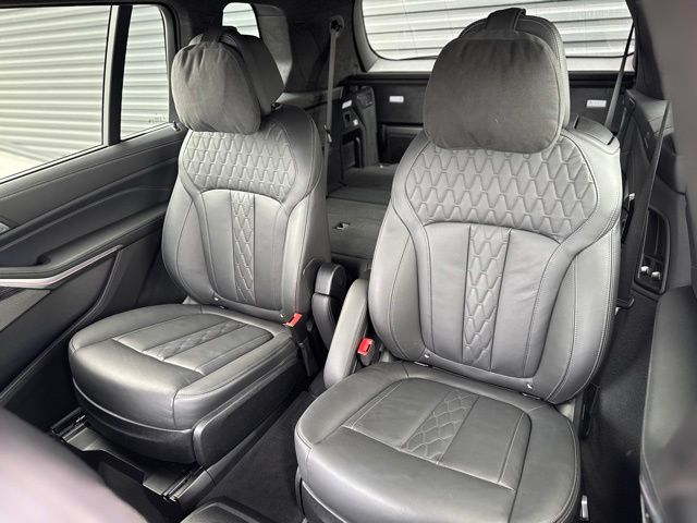 2023 BMW X7 M60i - Photo 32