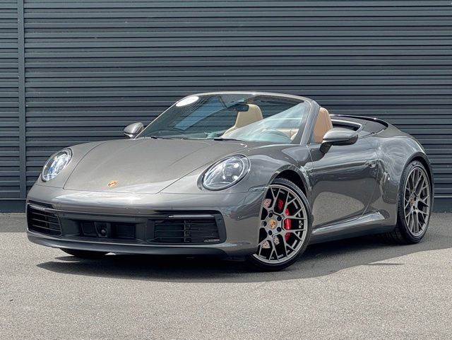 2020 Porsche 911 Carrera S Cabriolet's photo