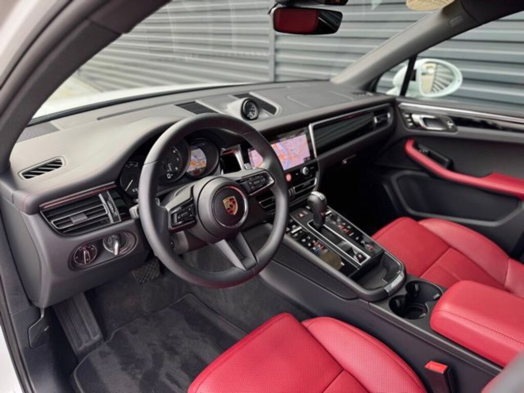Certified 2025 Porsche Macan SUV