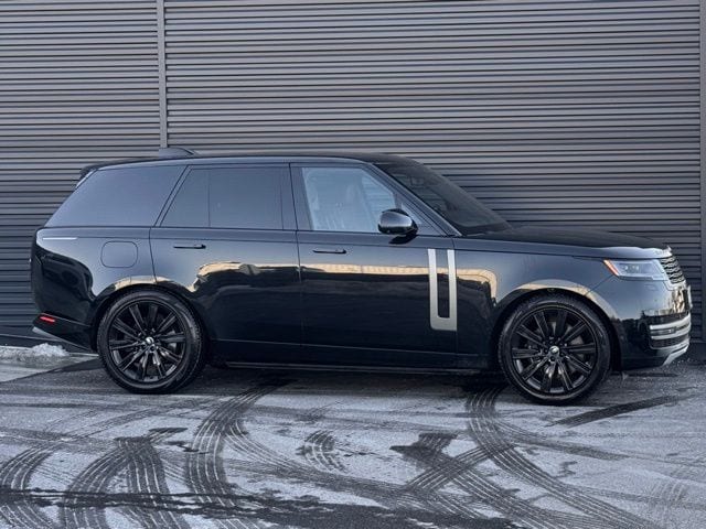 2023 Land Rover Range Rover SE - Photo 8