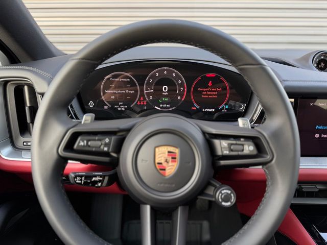 2026 Porsche Cayenne Coupe E-Hybrid - Photo 20