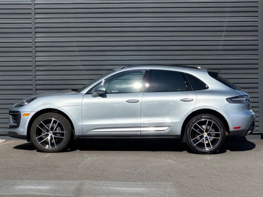 Used 2025 Porsche Macan SUV