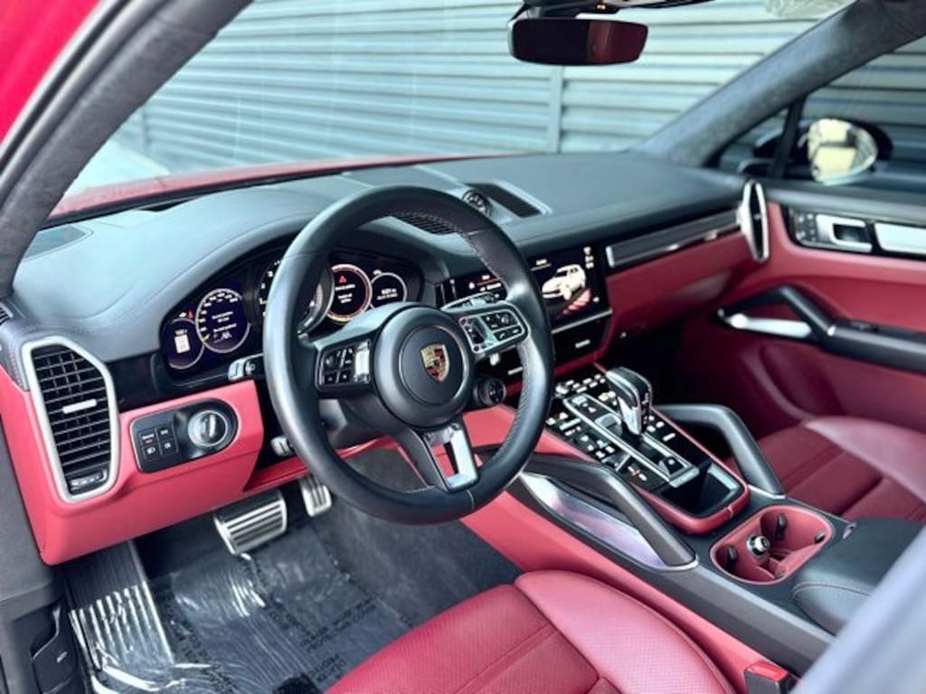 Used 2023 Porsche Cayenne E-Hybrid Turbo S SUV