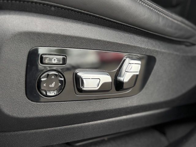 2023 BMW X7 M60i - Photo 16