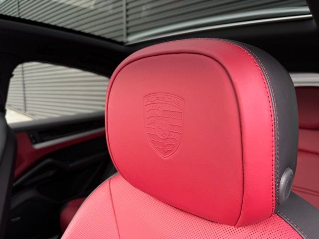2026 Porsche Cayenne Coupe E-Hybrid - Photo 35