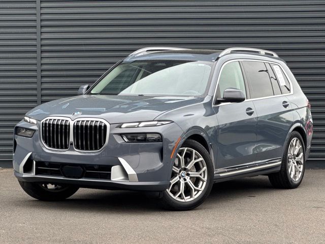 2023 BMW X7
