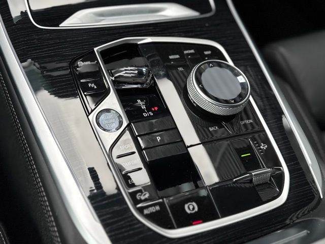 2023 BMW X7 M60i - Photo 30