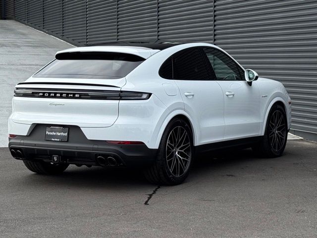 2026 Porsche Cayenne Coupe E-Hybrid - Photo 7