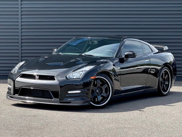 Used 2014 Nissan GT-R Track Edition Coupe JN1AR5EG0EM110014 in Watertown, CT