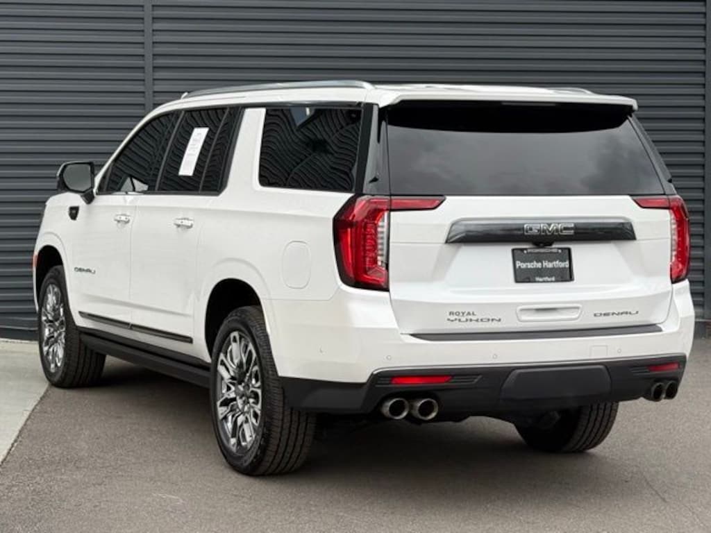Used 2024 GMC Yukon XL Denali Ultimate SUV