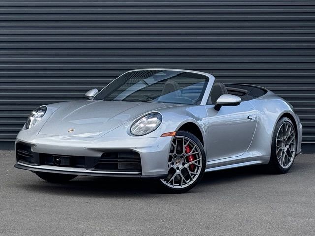 2026 Porsche 911 4S photo 2