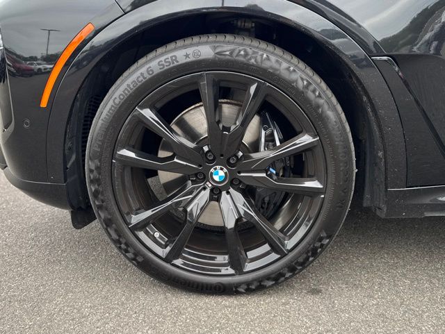 2023 BMW X7 M60i - Photo 11