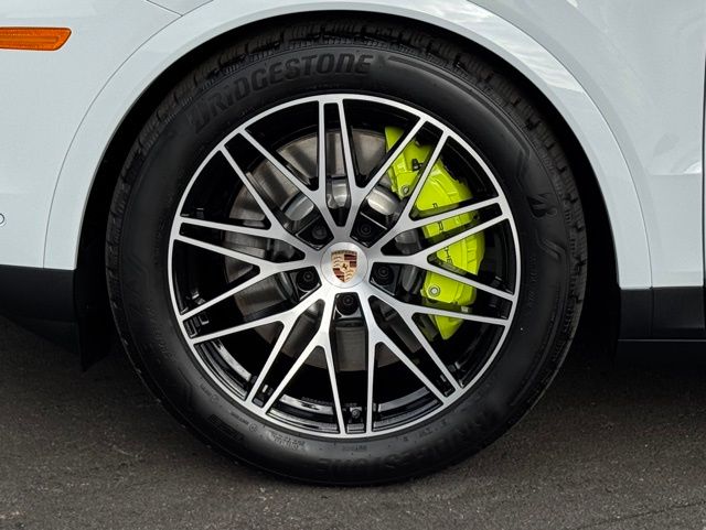 2026 Porsche Cayenne Coupe E-Hybrid - Photo 11