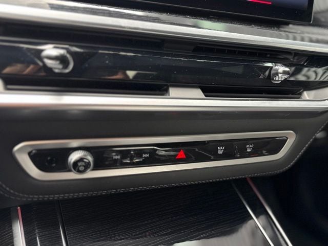 2023 BMW X7 M60i - Photo 29