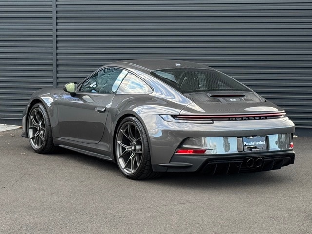 2023 Porsche 911 GT3 Touring photo 3