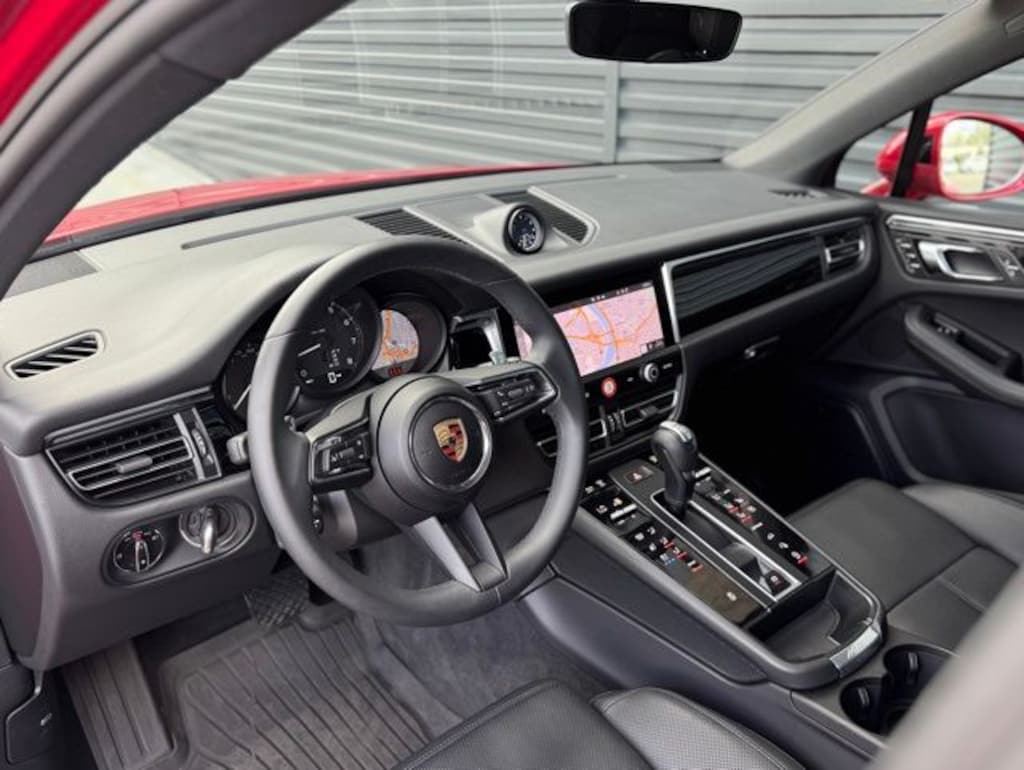Certified 2025 Porsche Macan SUV