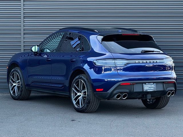 2025 Porsche Macan S photo 4