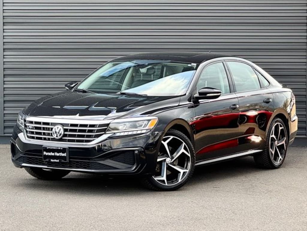 Used 2020 Volkswagen Passat 2.0T R-Line Sedan
