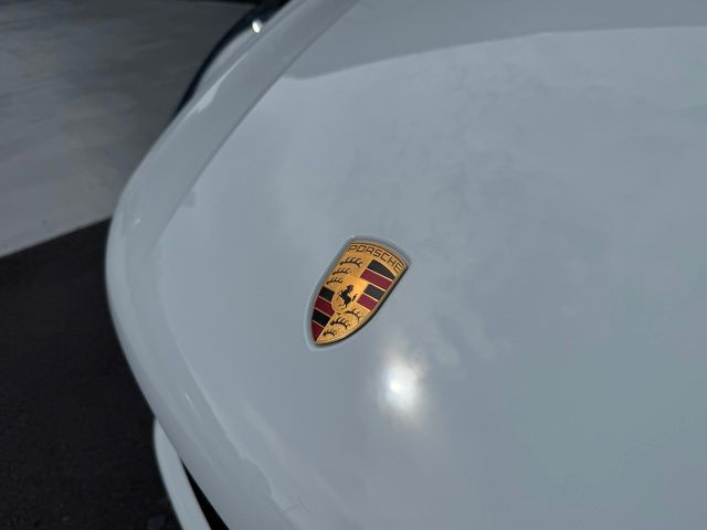 2026 Porsche Macan T - Photo 29