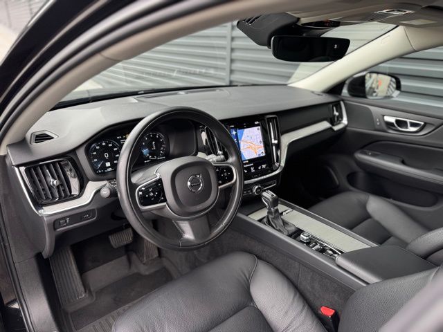 2021 Volvo V60 Cross Country T5 AWD photo 4