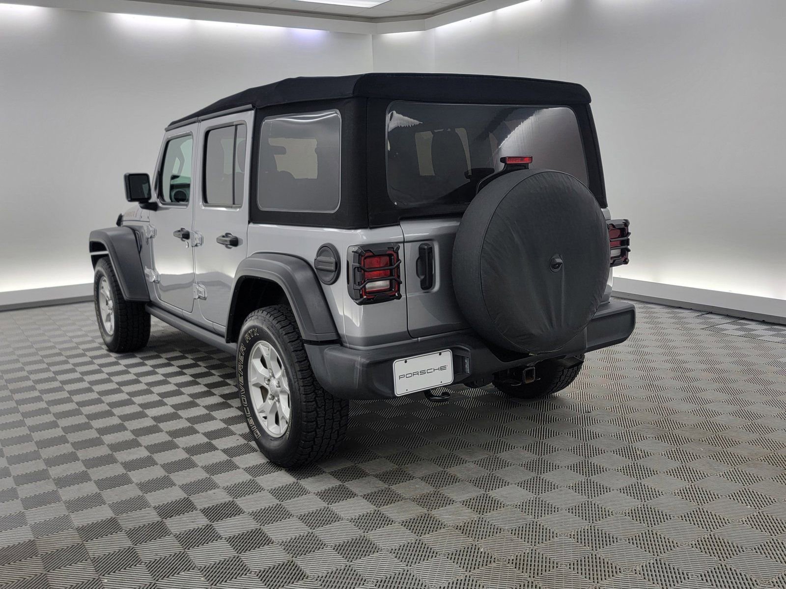 2021 Jeep Wrangler Unlimited Sport photo 3