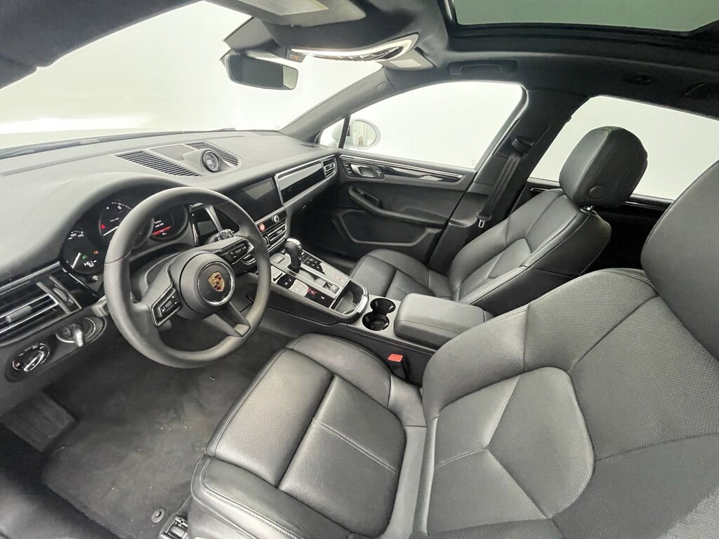 Certified 2025 Porsche Macan Sport Utility