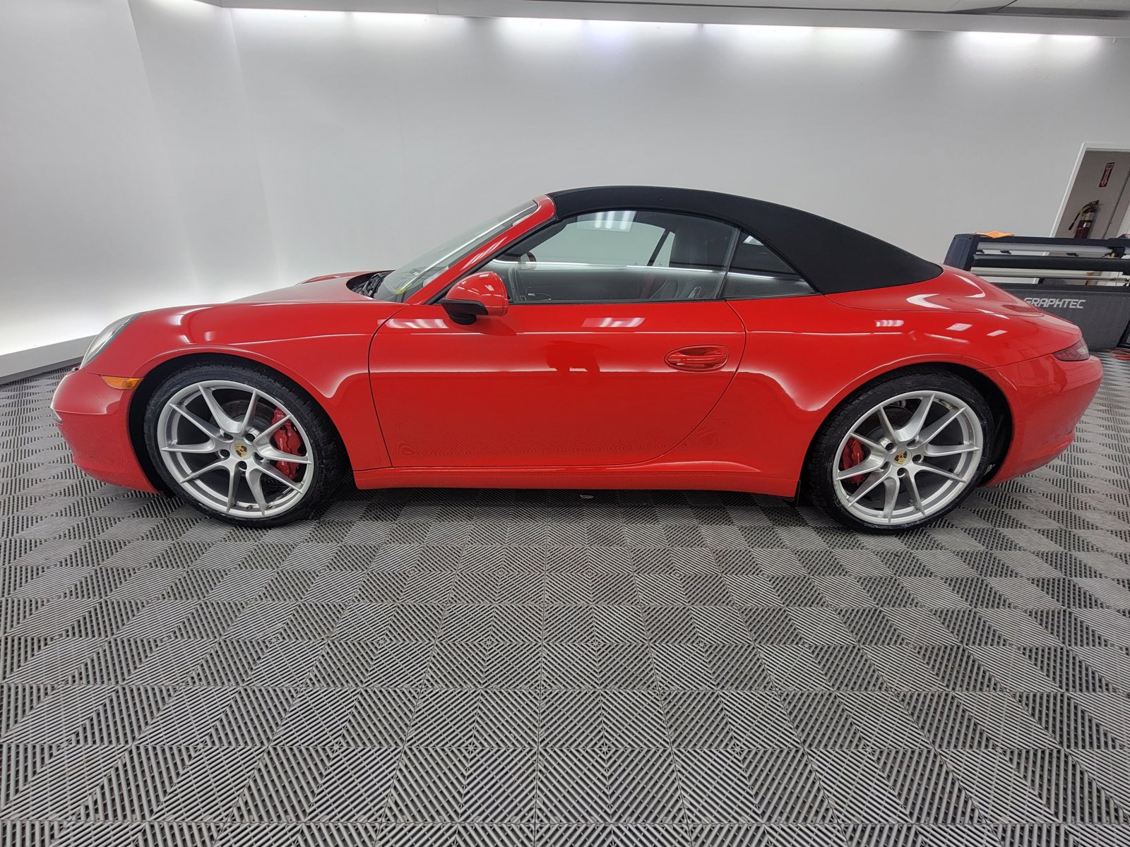 2013 Porsche 911 S photo 2