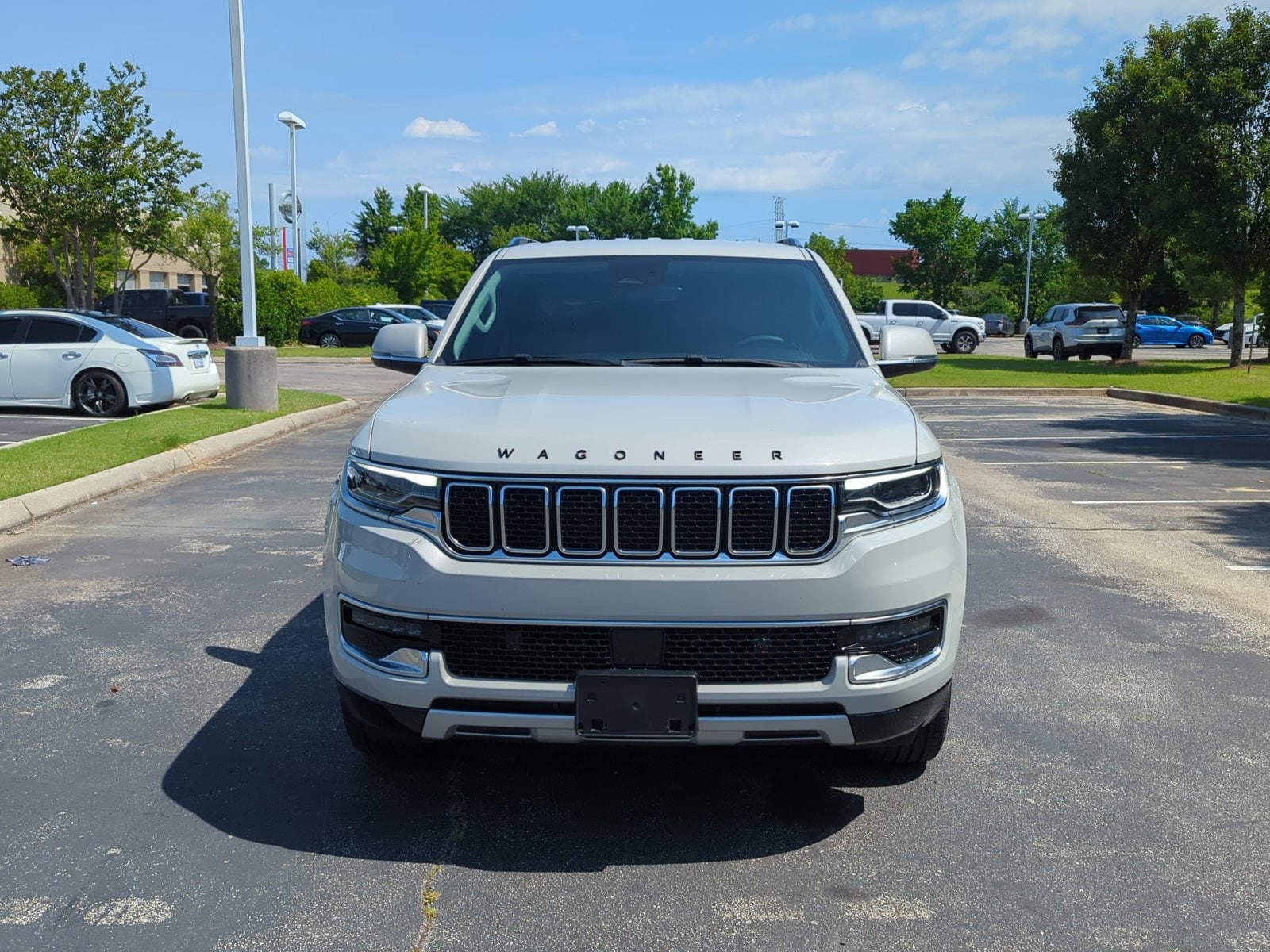 Used 2022 Jeep Wagoneer Series II with VIN 1C4SJUBT5NS138326 for sale in Hardeeville, SC