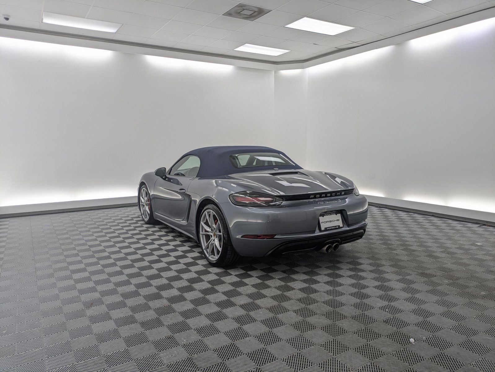 2025 Porsche Boxster S photo 3