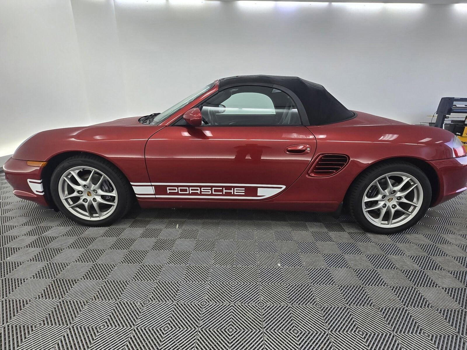 2003 Porsche Boxster Base photo 2