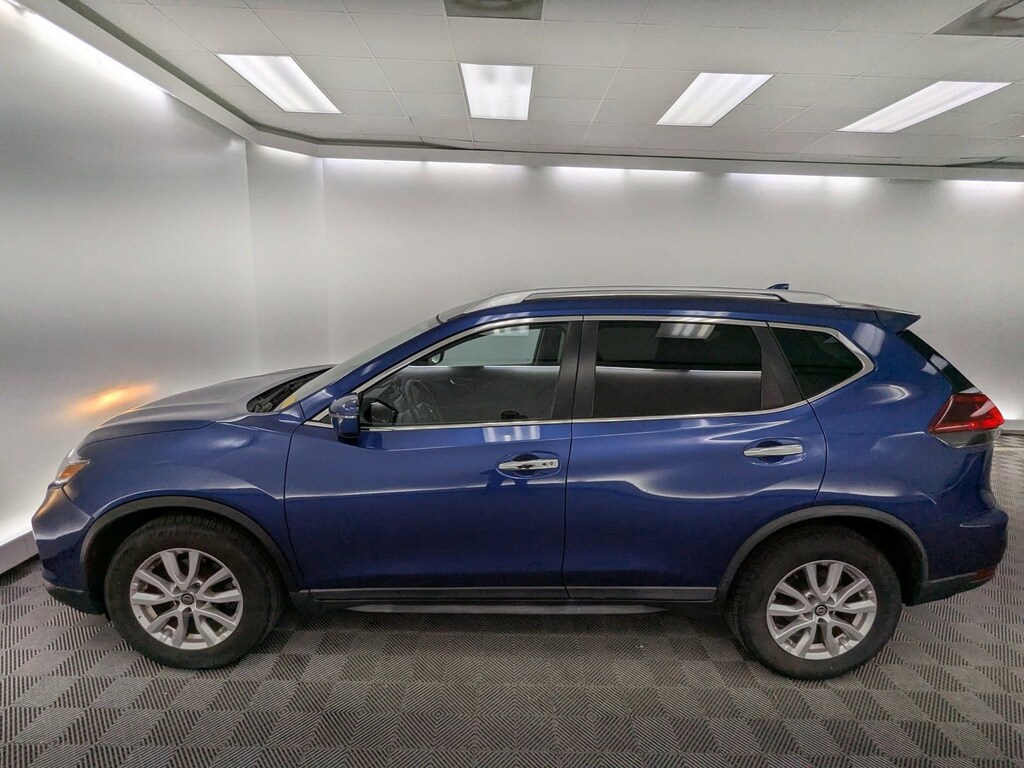Used 2018 Nissan Rogue SV Sport Utility