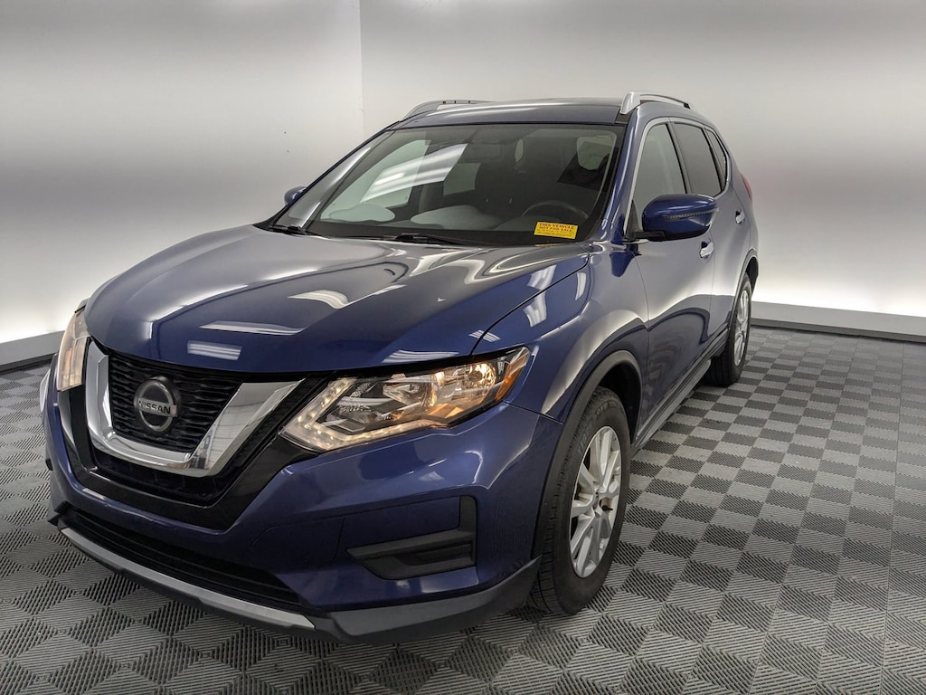 Used 2018 Nissan Rogue SV Sport Utility