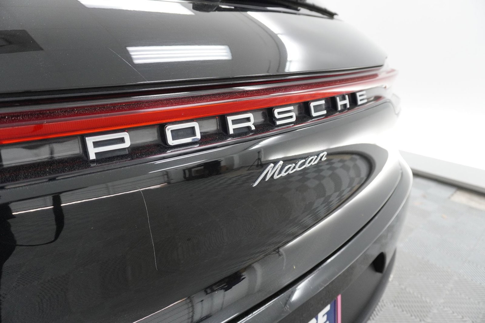 2021 Porsche Macan Base - Photo 28