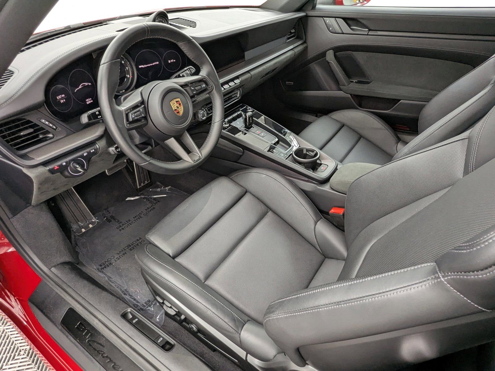 2024 Porsche 911 GTS photo 4