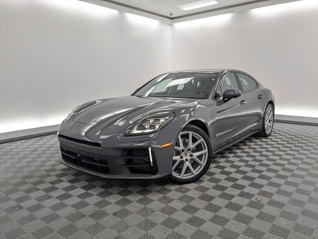 New 2026 Porsche Panamera 4 4dr Car