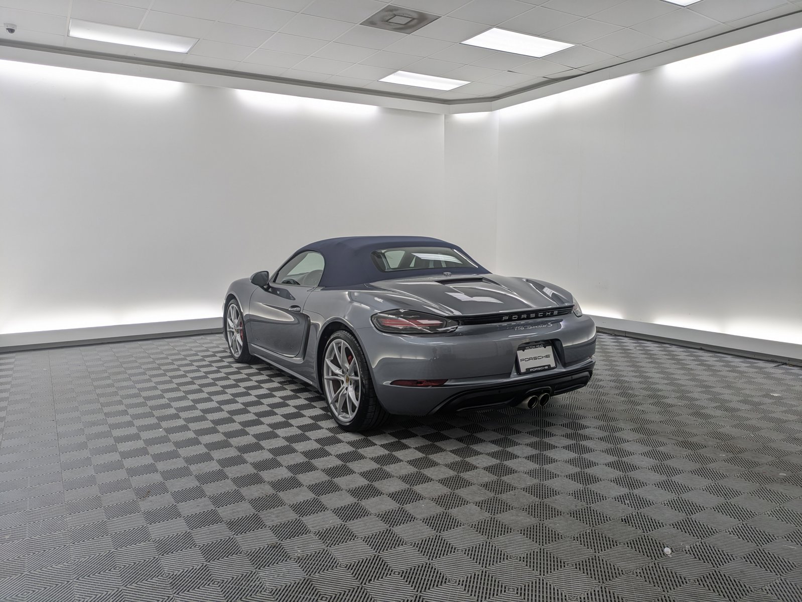 2025 Porsche Boxster S photo 3