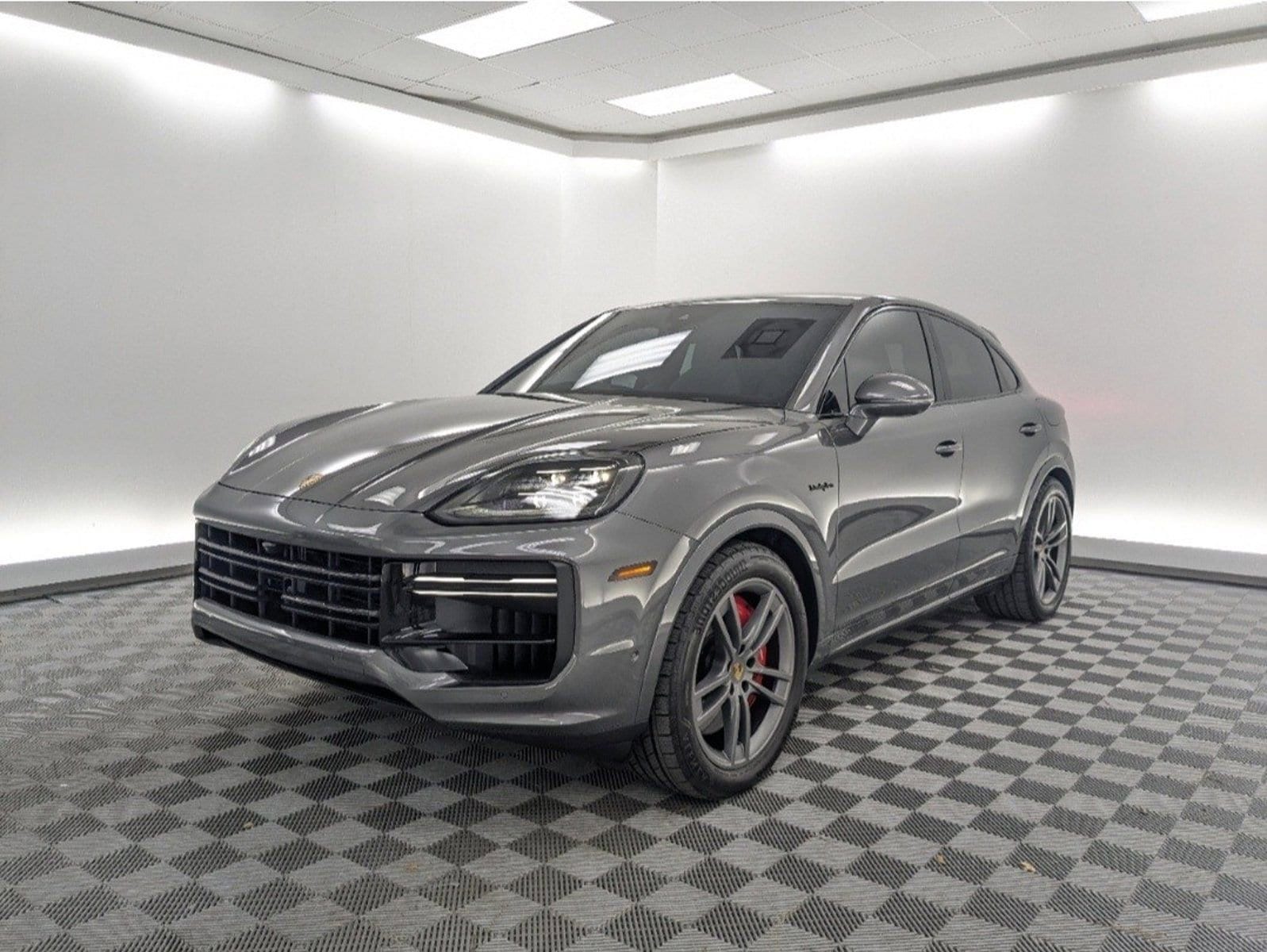 2024 Porsche Cayenne Coup Turbo E-Hybrid