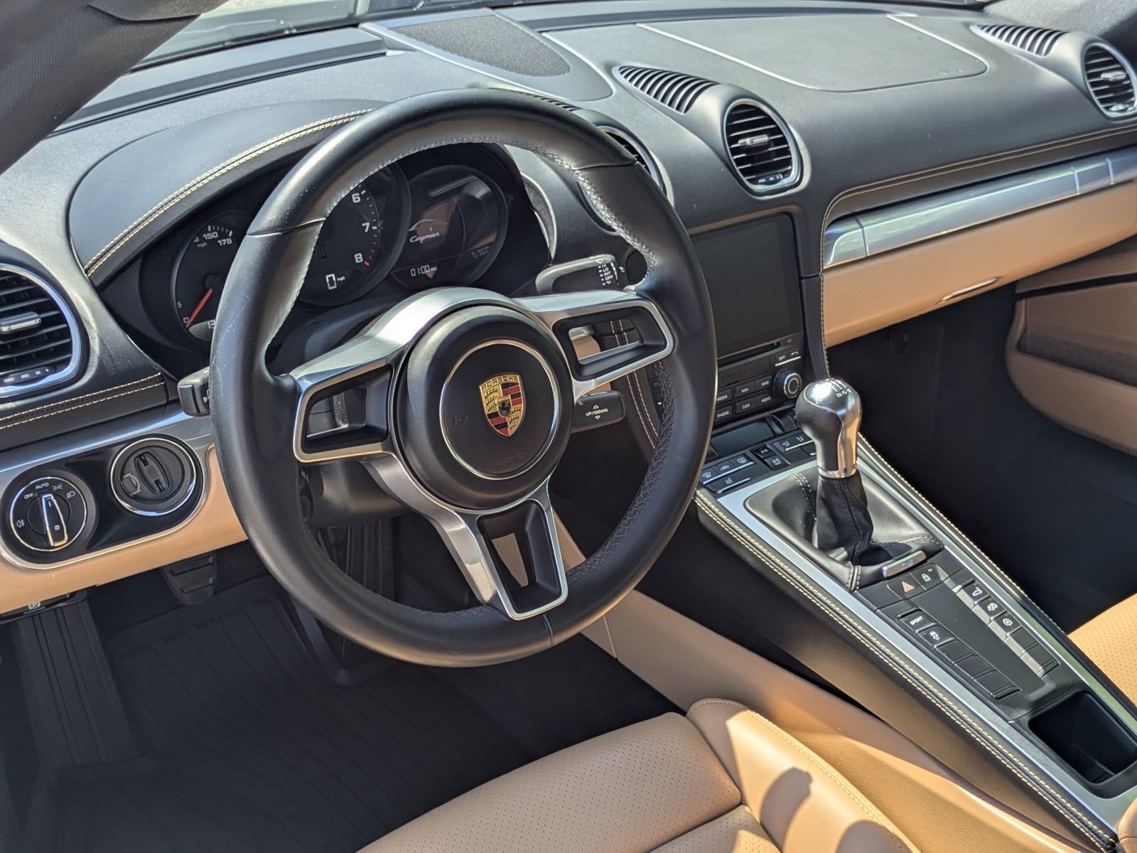 2020 Porsche Cayman S photo 3