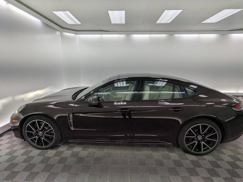 Certified 2023 Porsche Panamera E-Hybrid 4 4dr Car