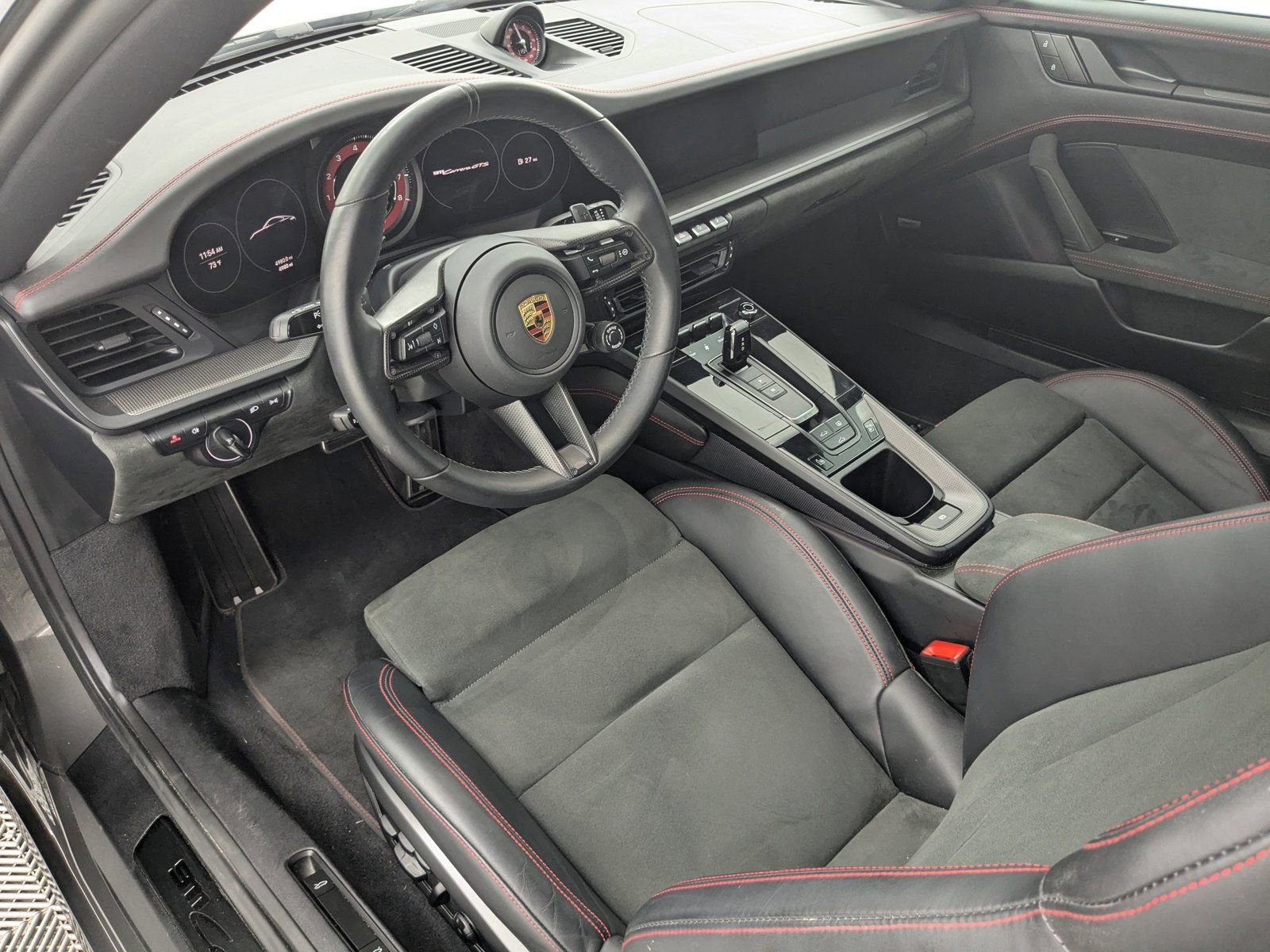 2024 Porsche 911 GTS photo 4