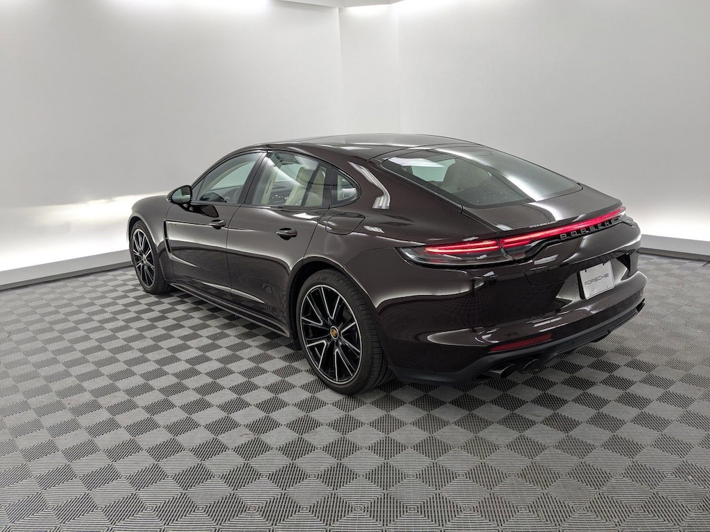 Certified 2023 Porsche Panamera E-Hybrid 4 4dr Car