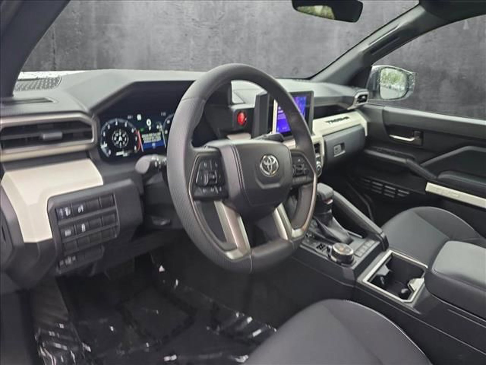 2024 Toyota Tacoma TRD photo 3