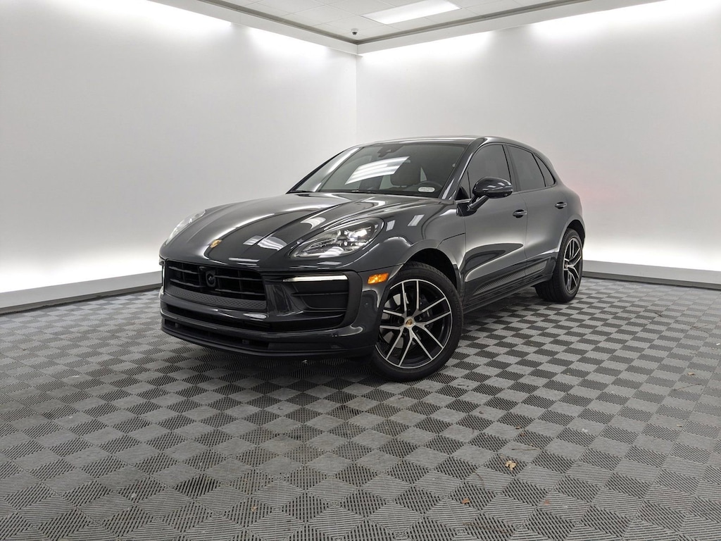 Used 2025 Porsche Macan T Sport Utility