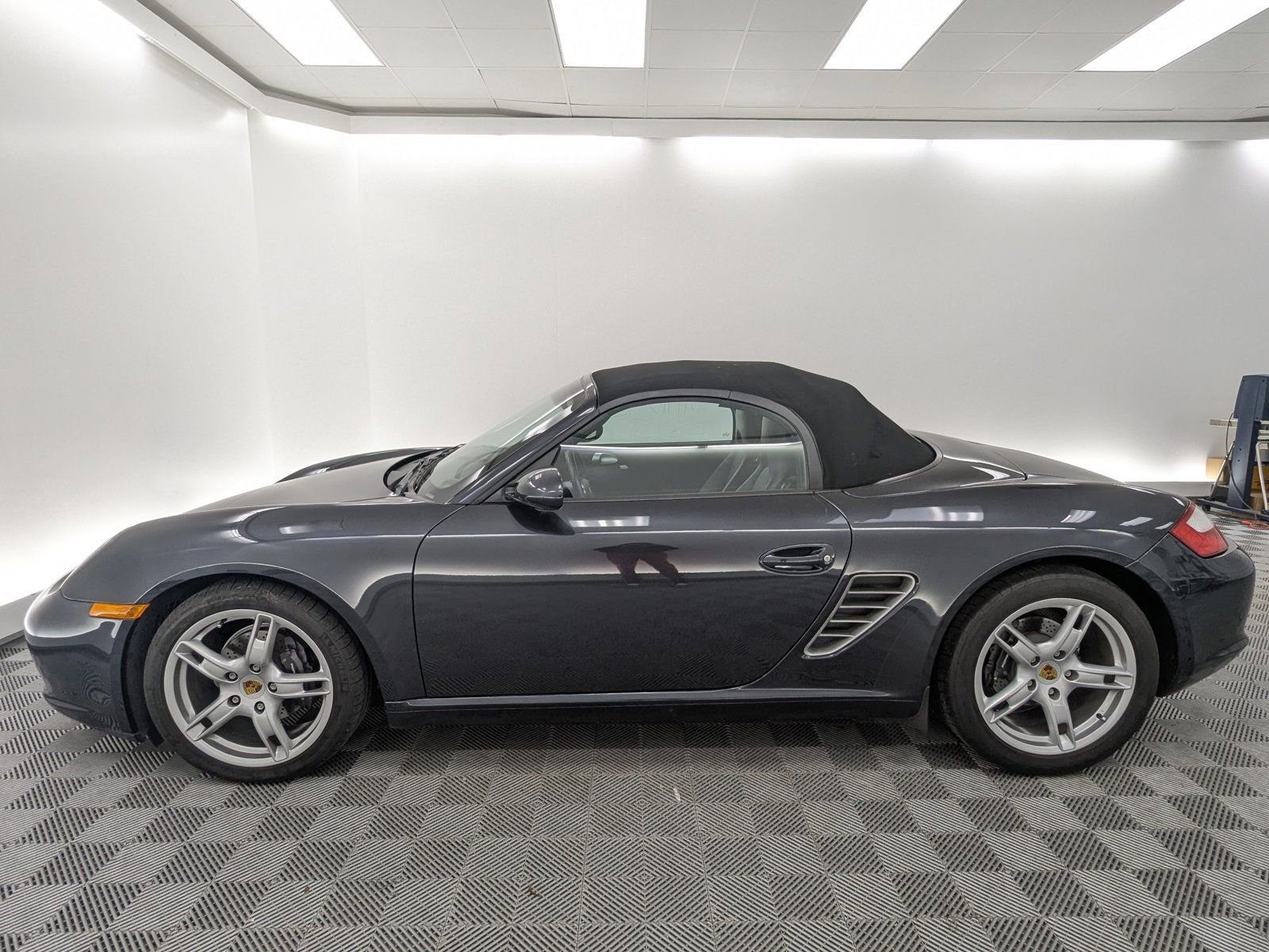 2006 Porsche Boxster Base photo 2