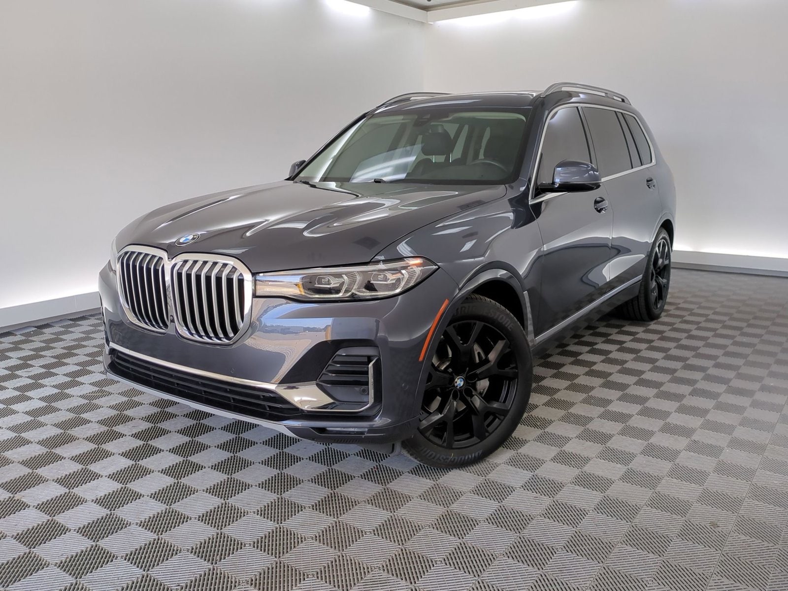 2021 BMW X7 xDrive40i's photo