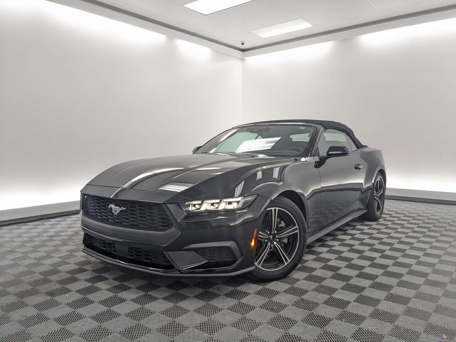 2024 Ford Mustang EcoBoost Premium's photo