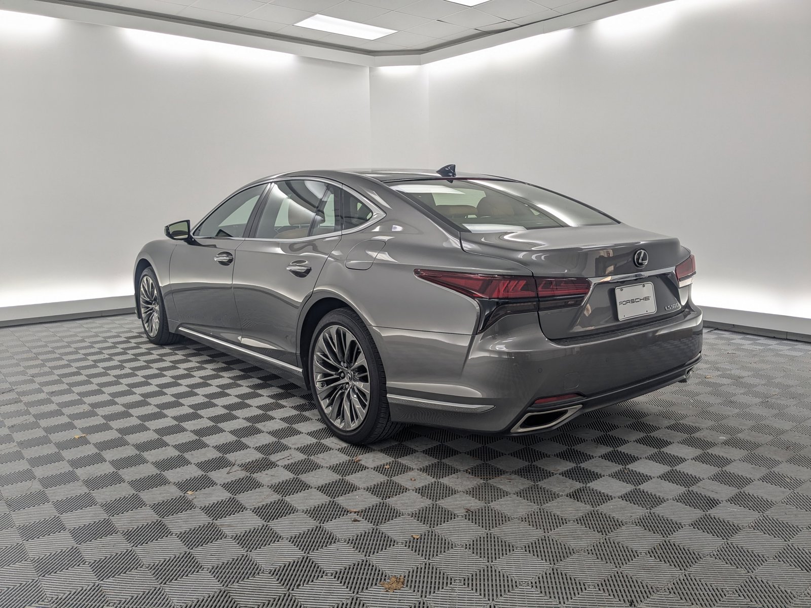 2022 Lexus LS 500 photo 3