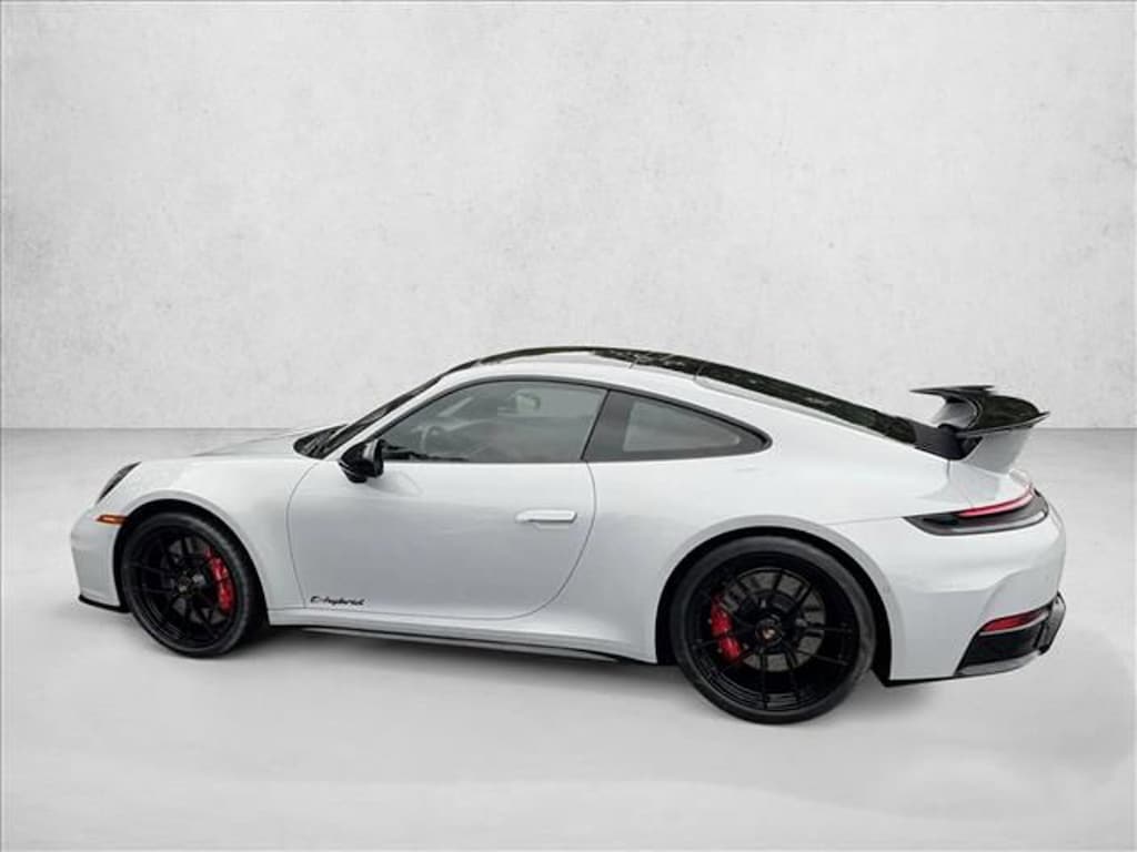 Used 2025 Porsche 911 Carrera GTS 2dr Car