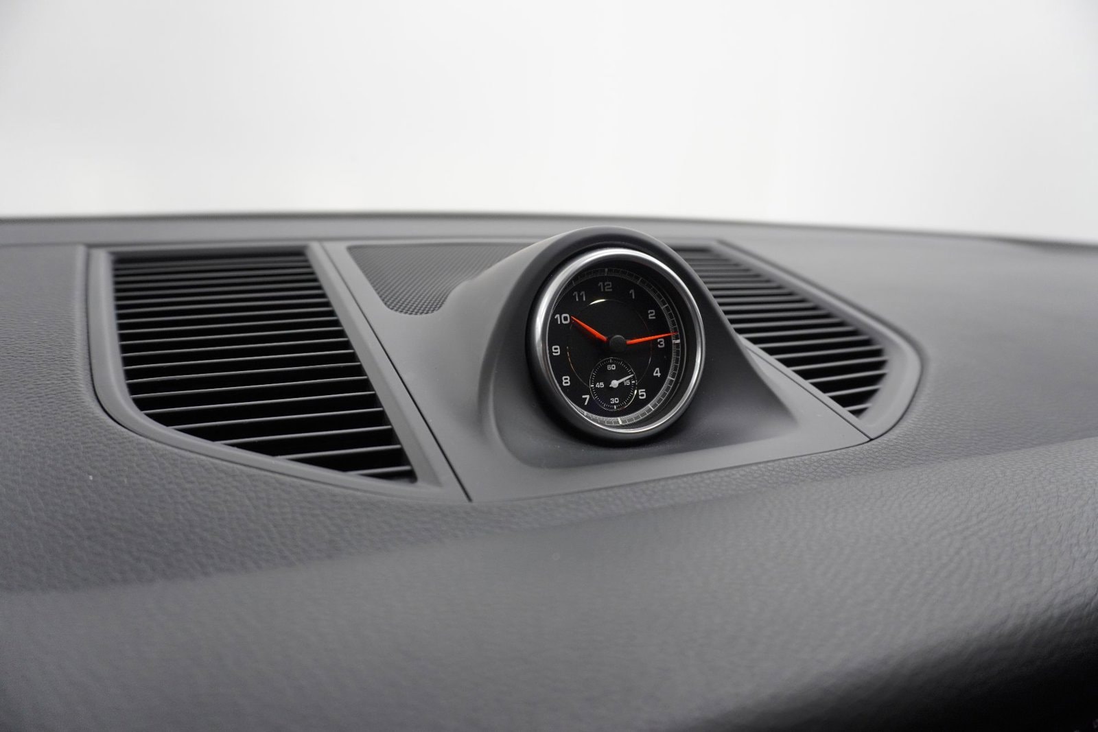 2021 Porsche Macan Base - Photo 26