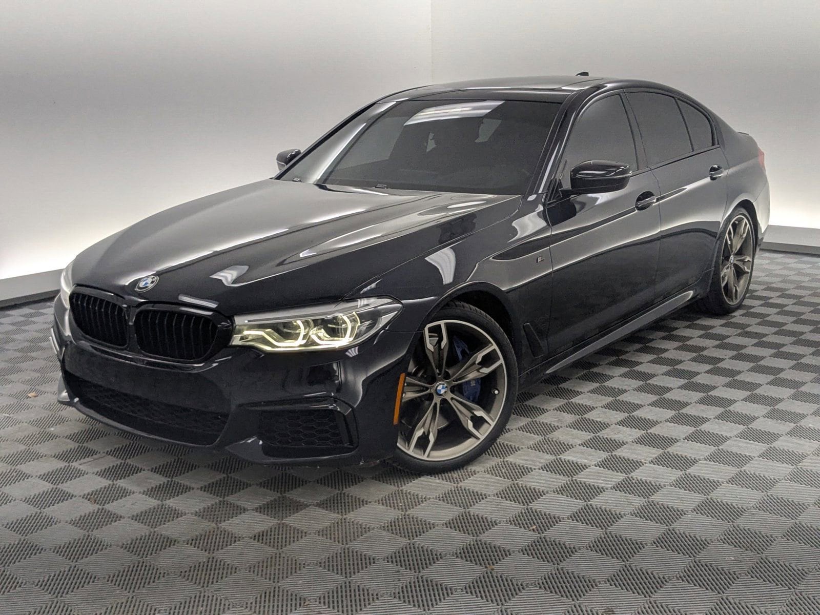 2019 BMW 5 Series M550i's photo